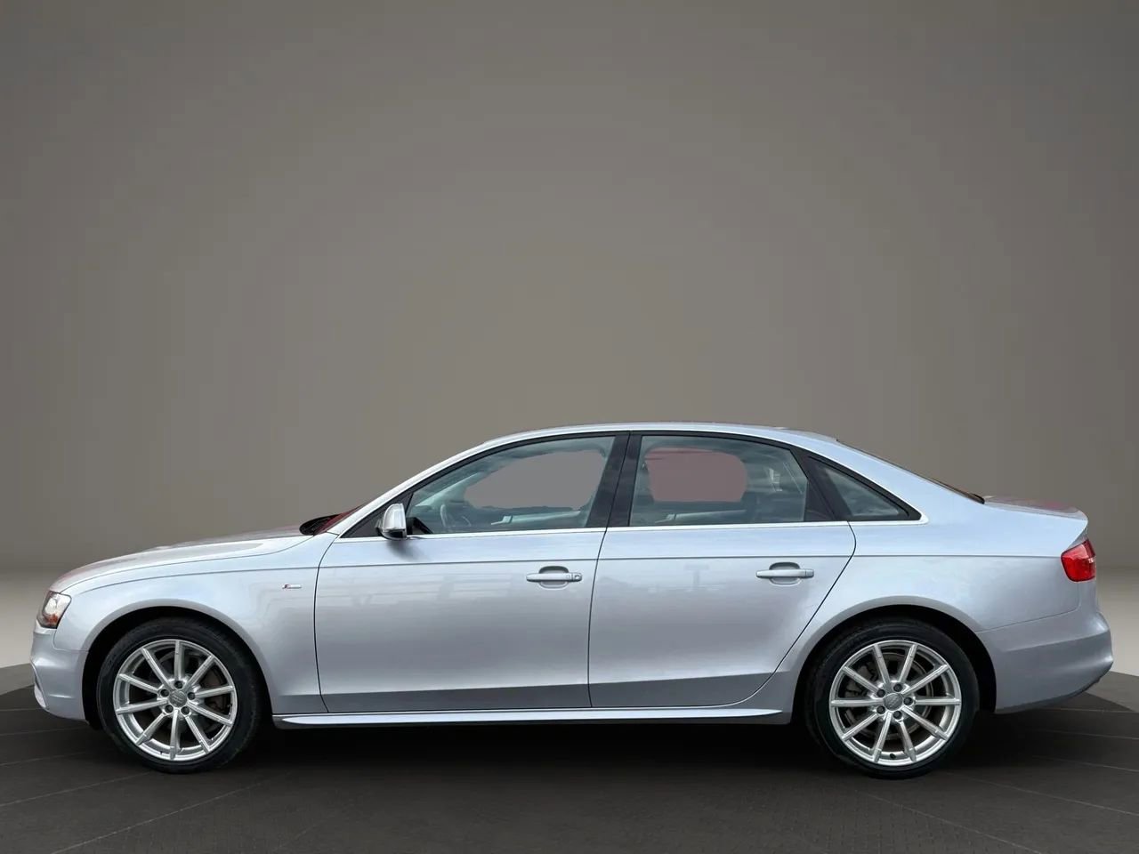 Used 2015 Audi A4 2.0T Premium w/ Audi MMI Navigation AWD/4WD image 8