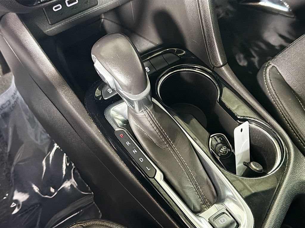 Used 2020 Buick Encore GX Select FWD image 17
