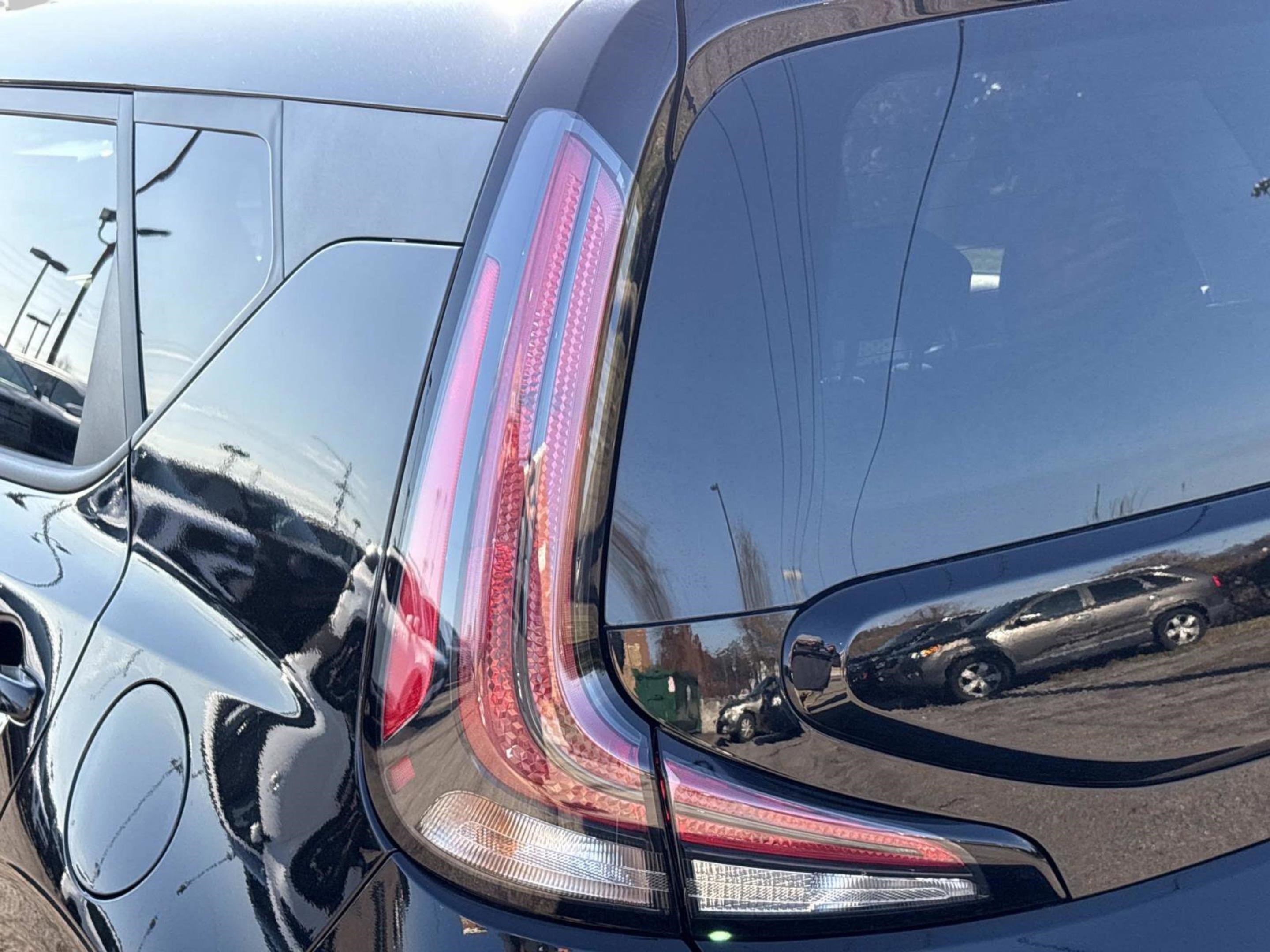 New 2025 Kia Soul LX image 11