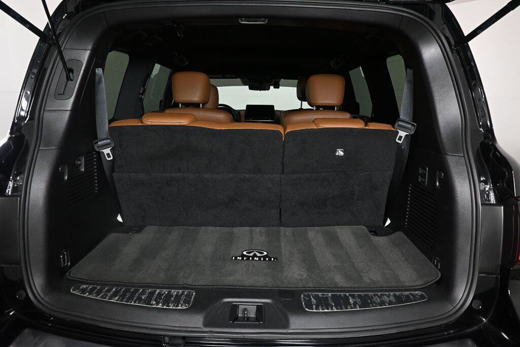 Used 2024 INFINITI QX80 Sensory AWD/4WD image 29