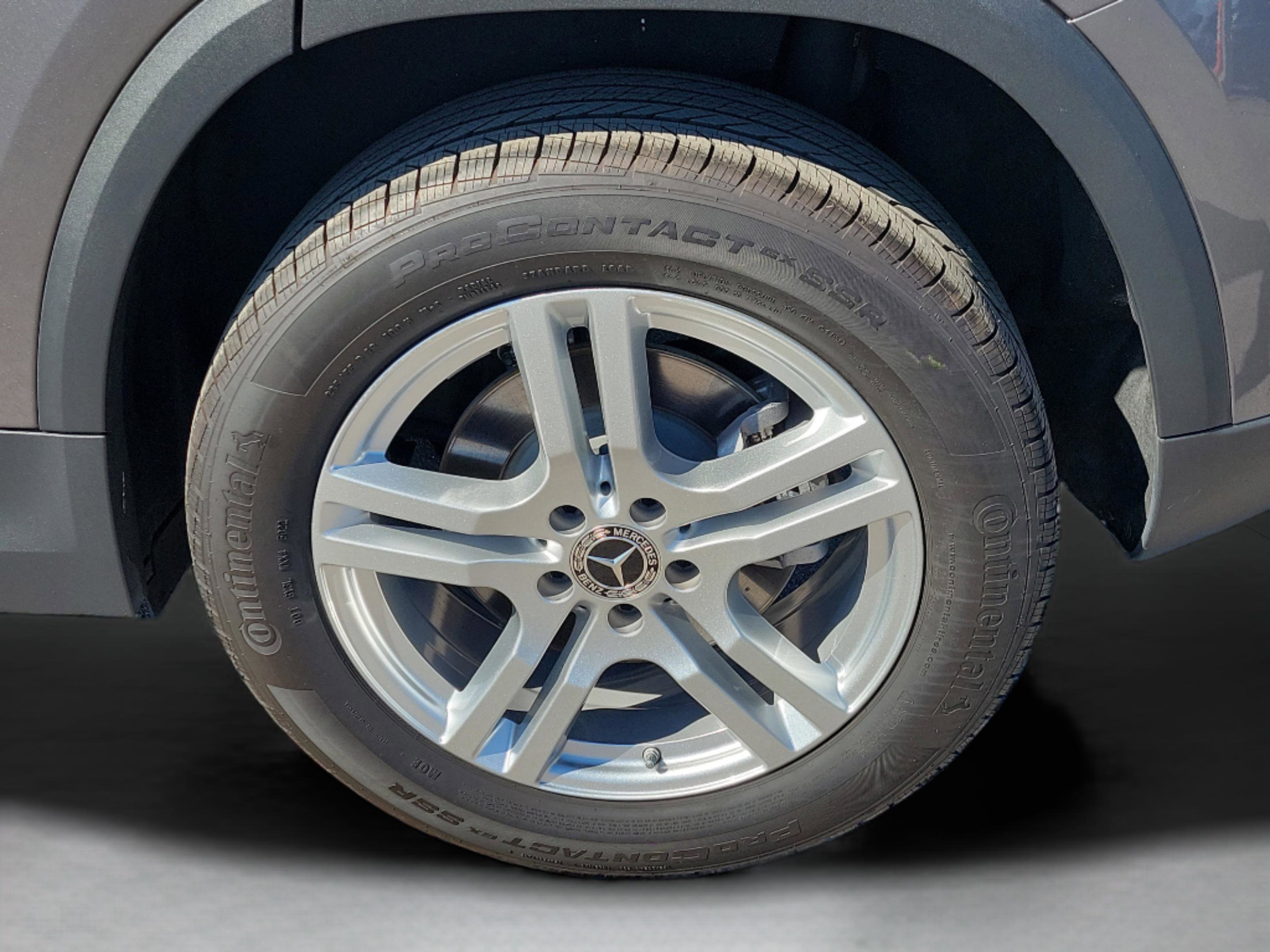 Certified 2023 Mercedes-Benz GLA 250 4MATIC image 35