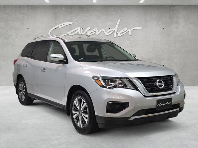 Used 2019 Nissan Pathfinder S FWD image 2