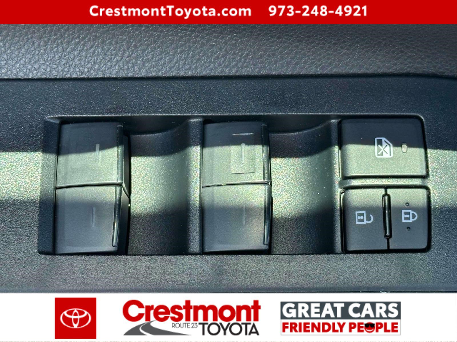 Certified 2025 Toyota Highlander LE AWD/4WD image 17