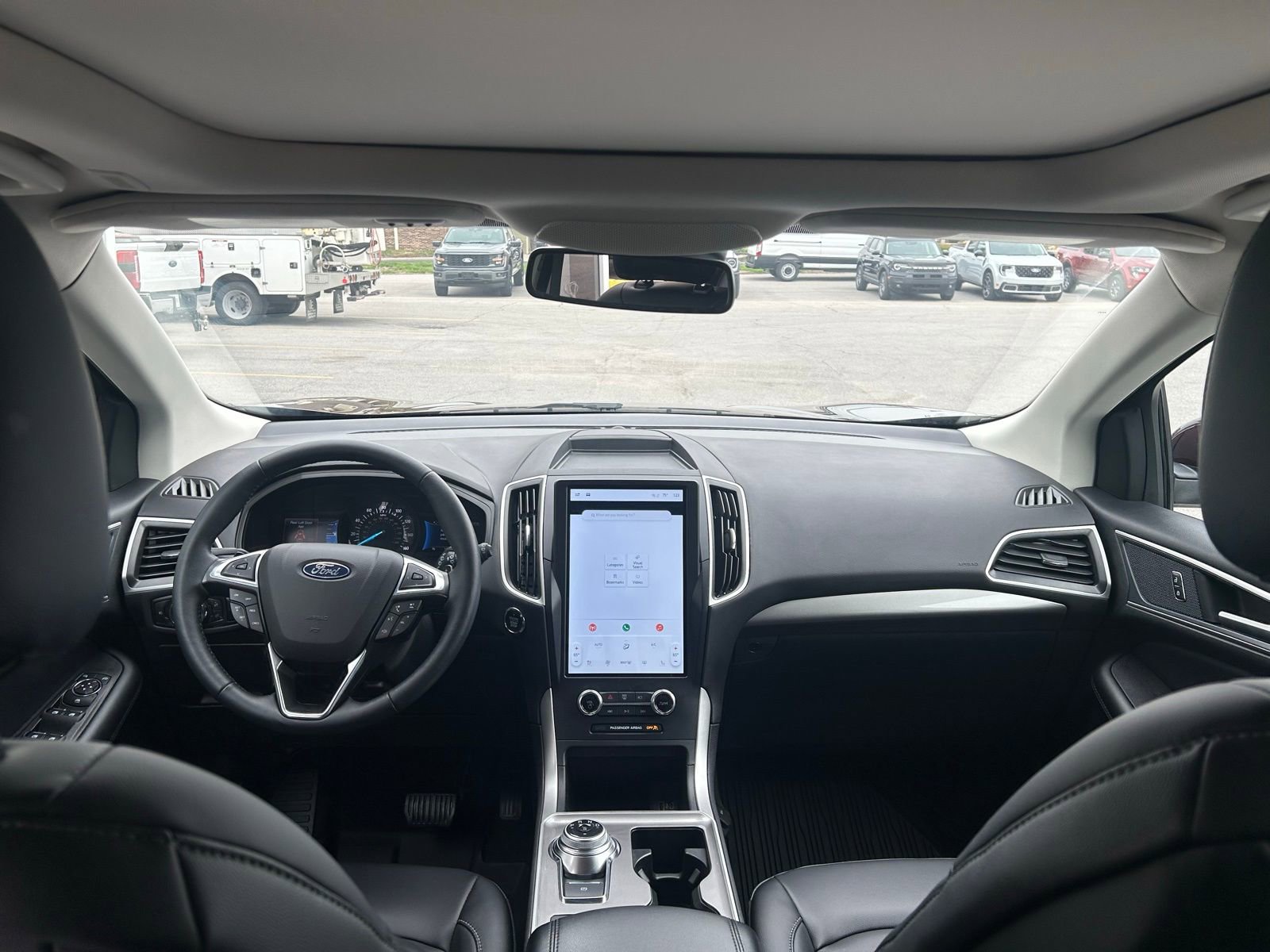 Used 2024 Ford Edge SEL w/ Convenience Package image 12