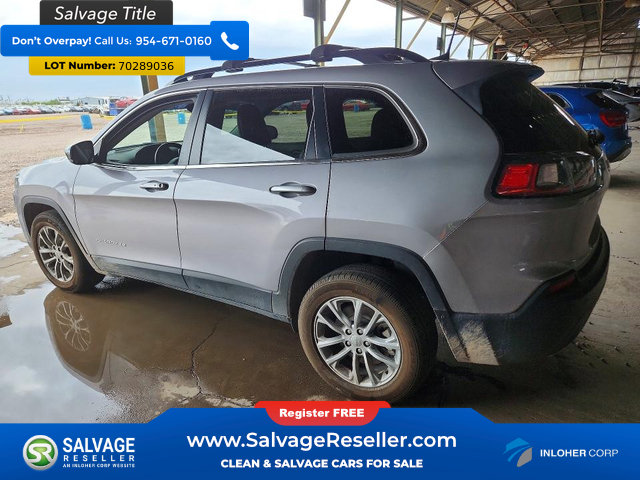 Used 2022 Jeep Cherokee Latitude Lux FWD image 3