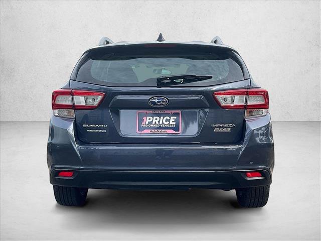 Used 2017 Subaru Impreza 2.0i Premium AWD/4WD image 4