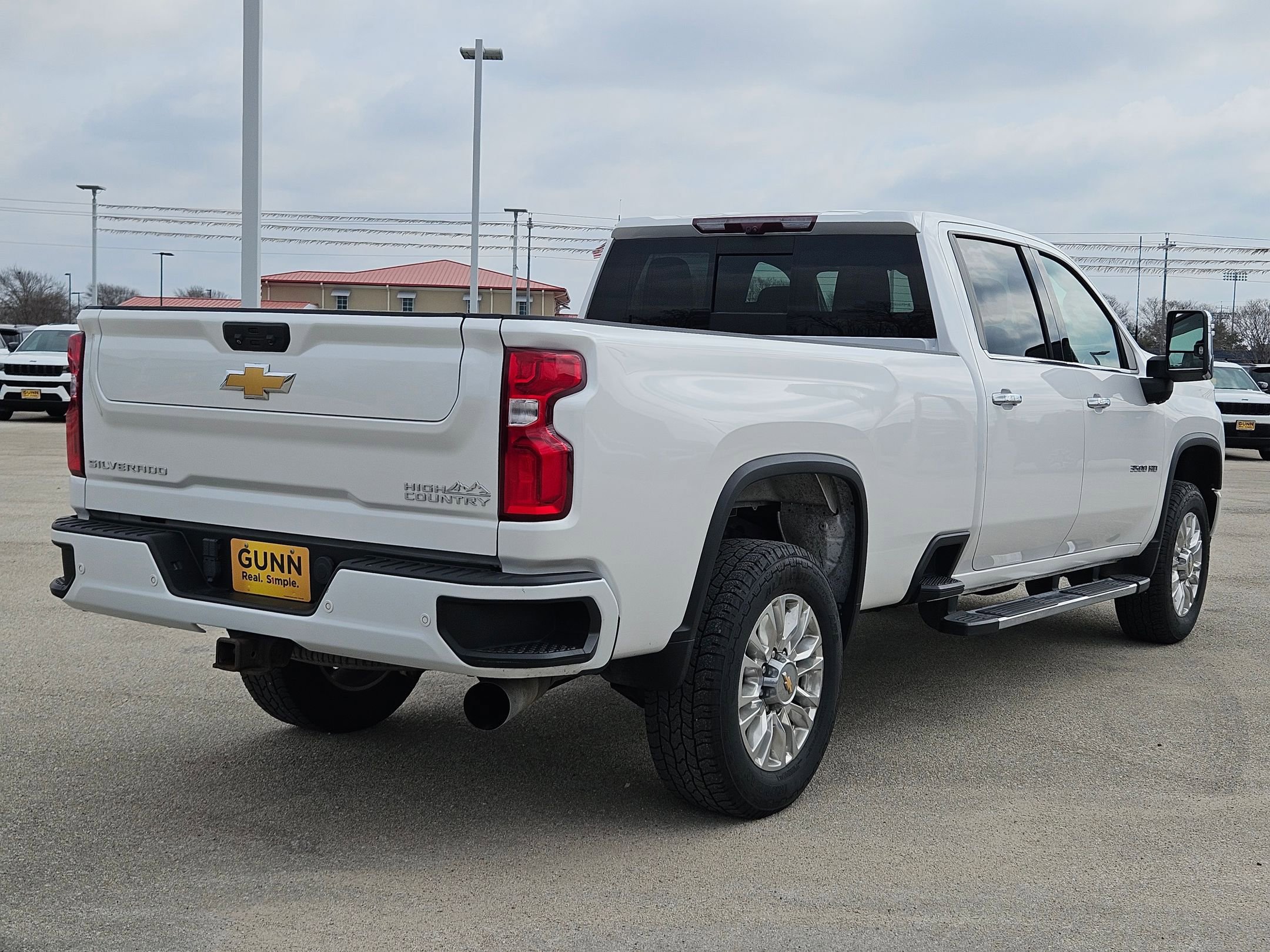 Used 2022 Chevrolet Silverado 3500 High Country w/ Z71 Off-Road Package image 3