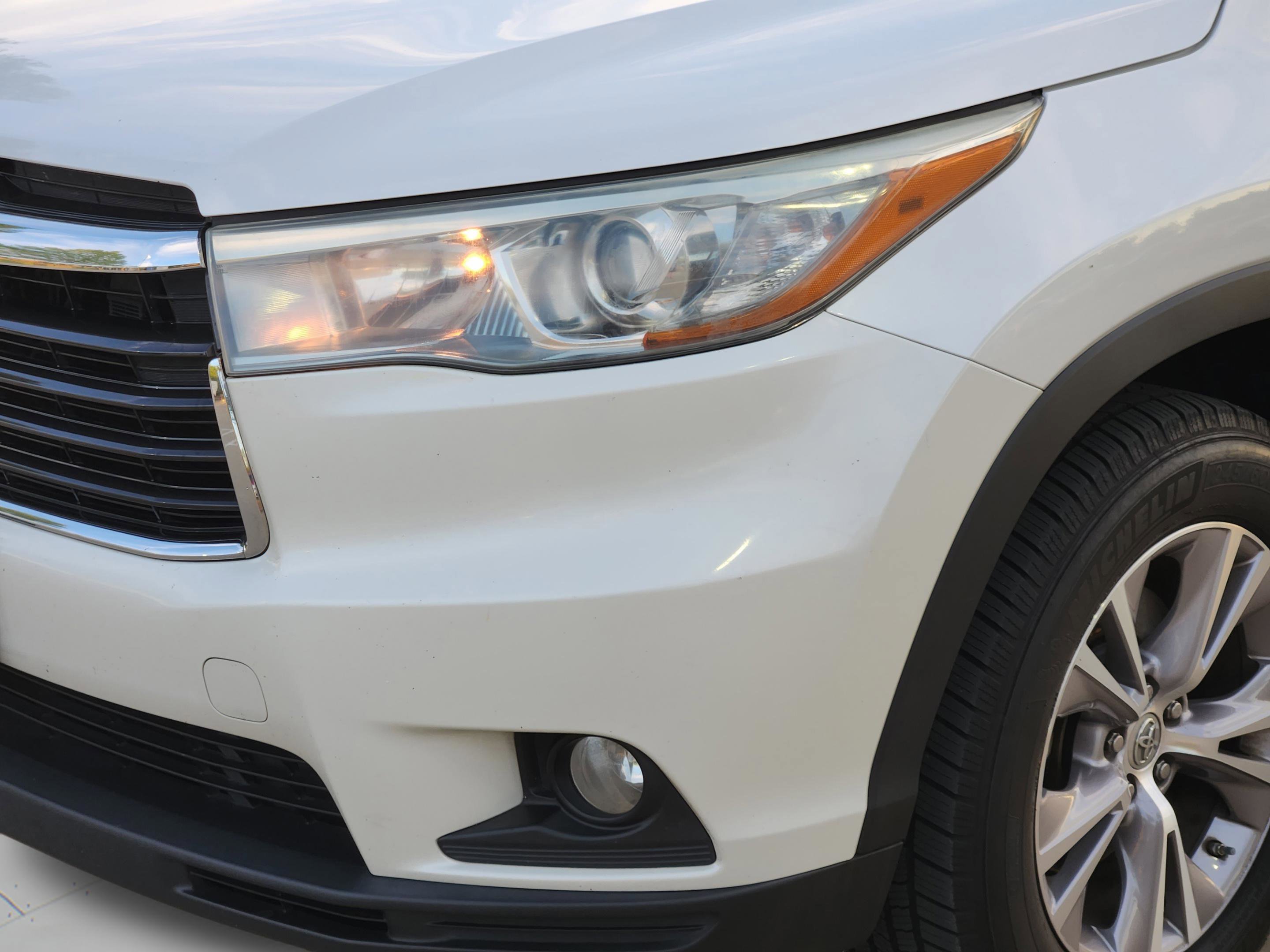 Used 2015 Toyota Highlander XLE image 34