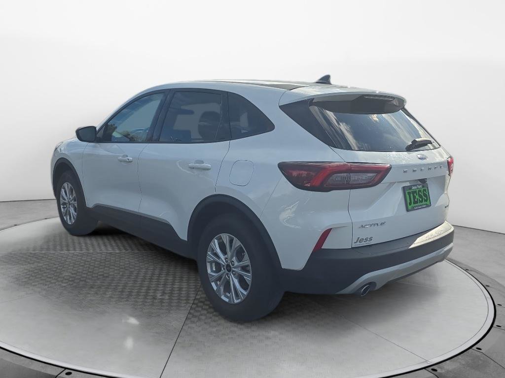 Used 2025 Ford Escape Active w/ Tech Pack #1 image 3