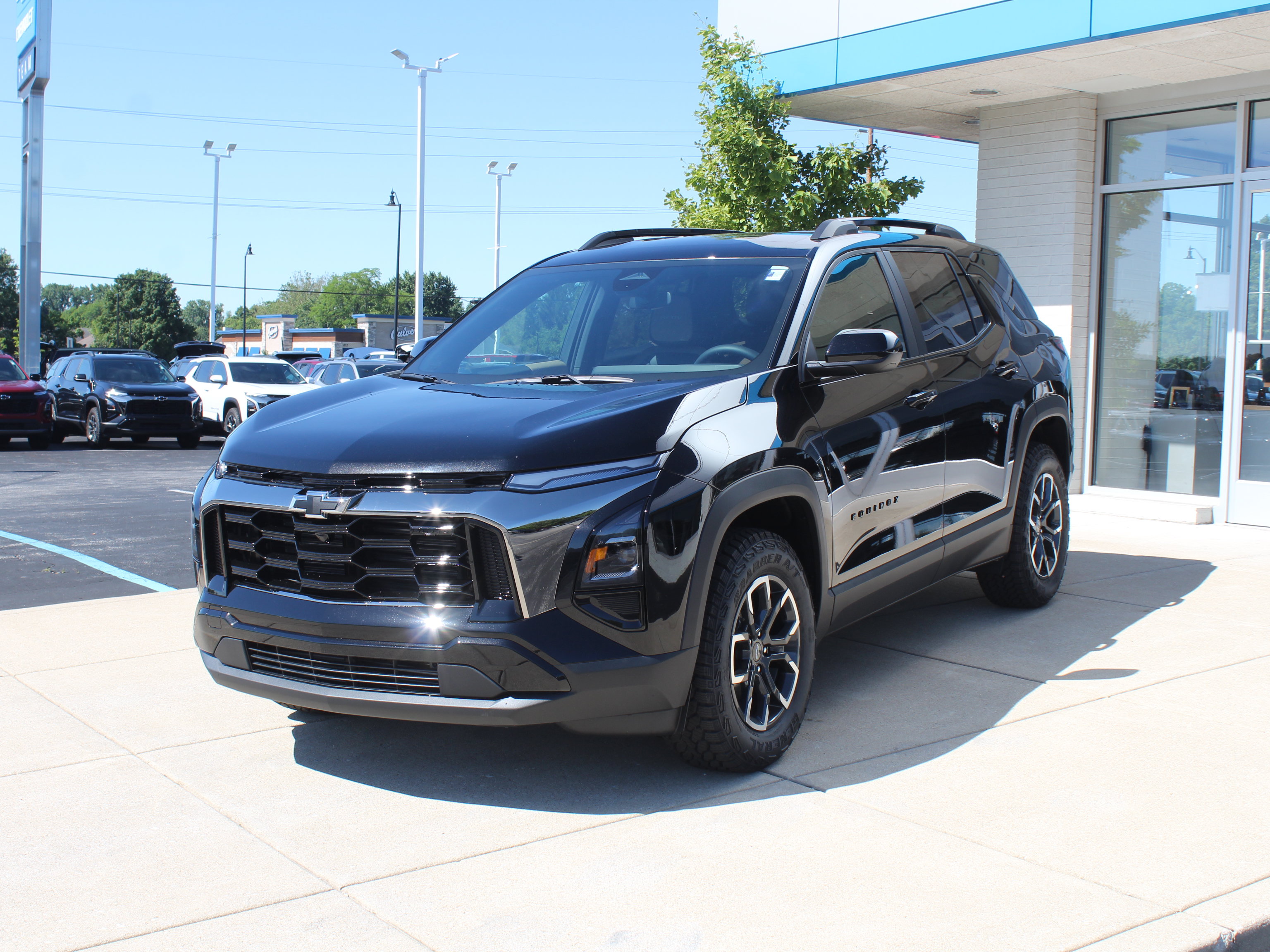 New 2026 Chevrolet Equinox ACTIV w/ Convenience Package III FWD image 7