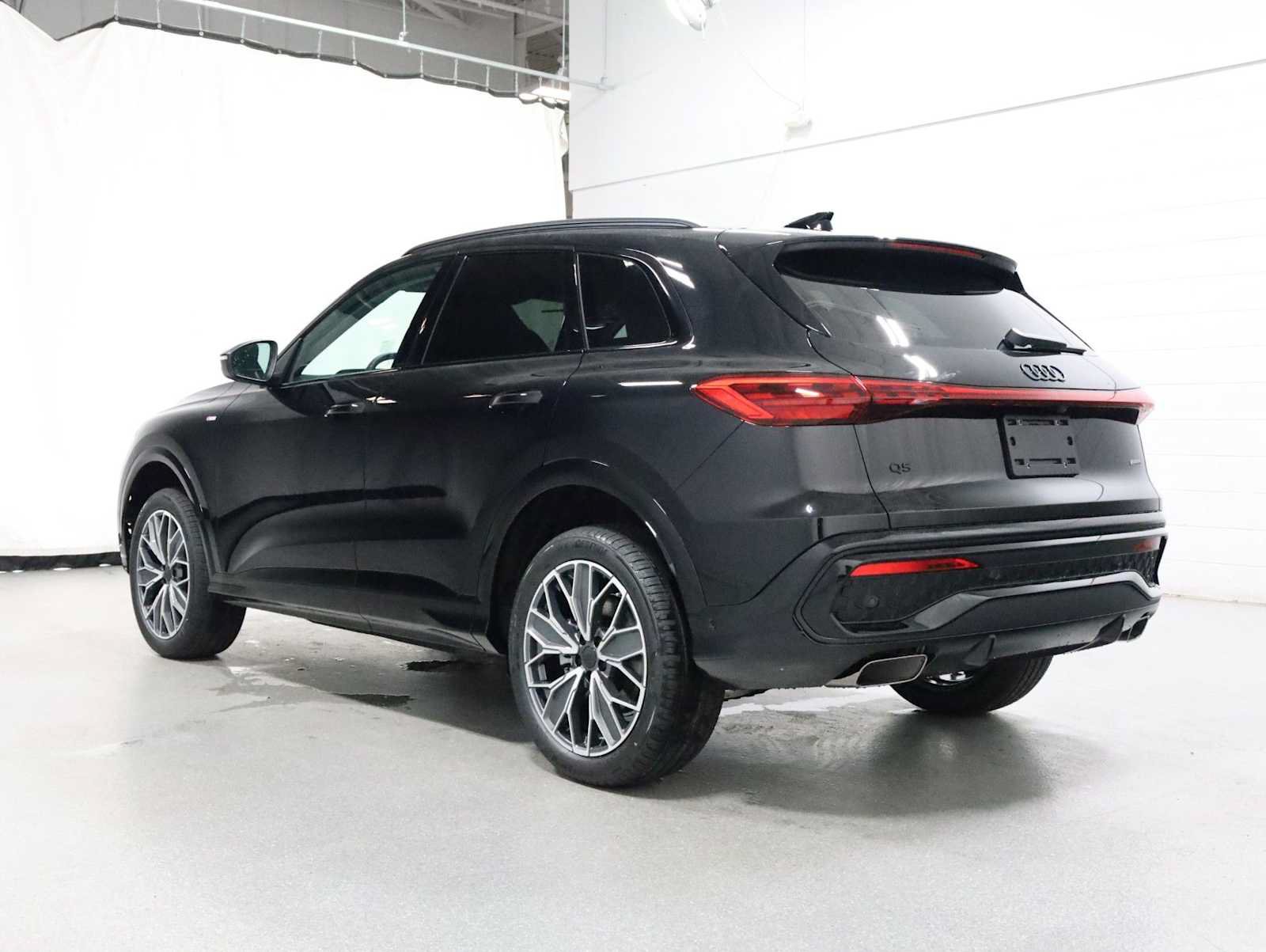 New 2026 Audi Q5 Premium Plus AWD/4WD image 3
