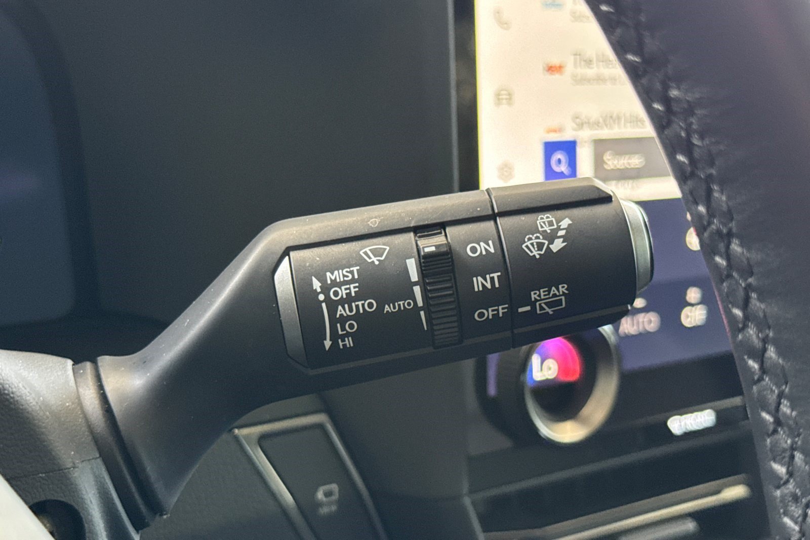 Certified 2024 Lexus GX 550 w/ Accessory Package (31) AWD/4WD image 35