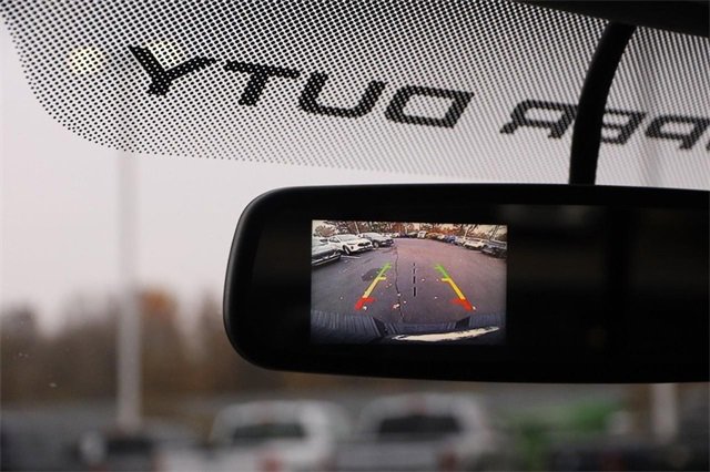 Used 2011 Ford F350 XLT w/ XLT Premium Pkg image 17