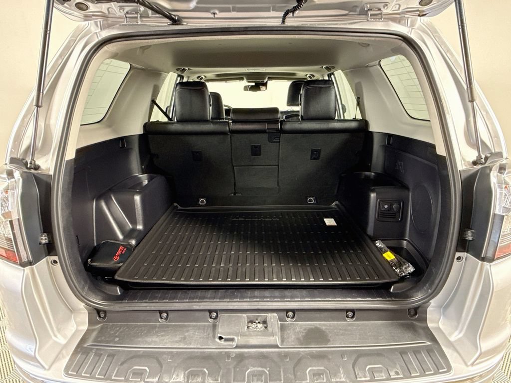 Used 2021 Toyota 4Runner Limited AWD/4WD image 28