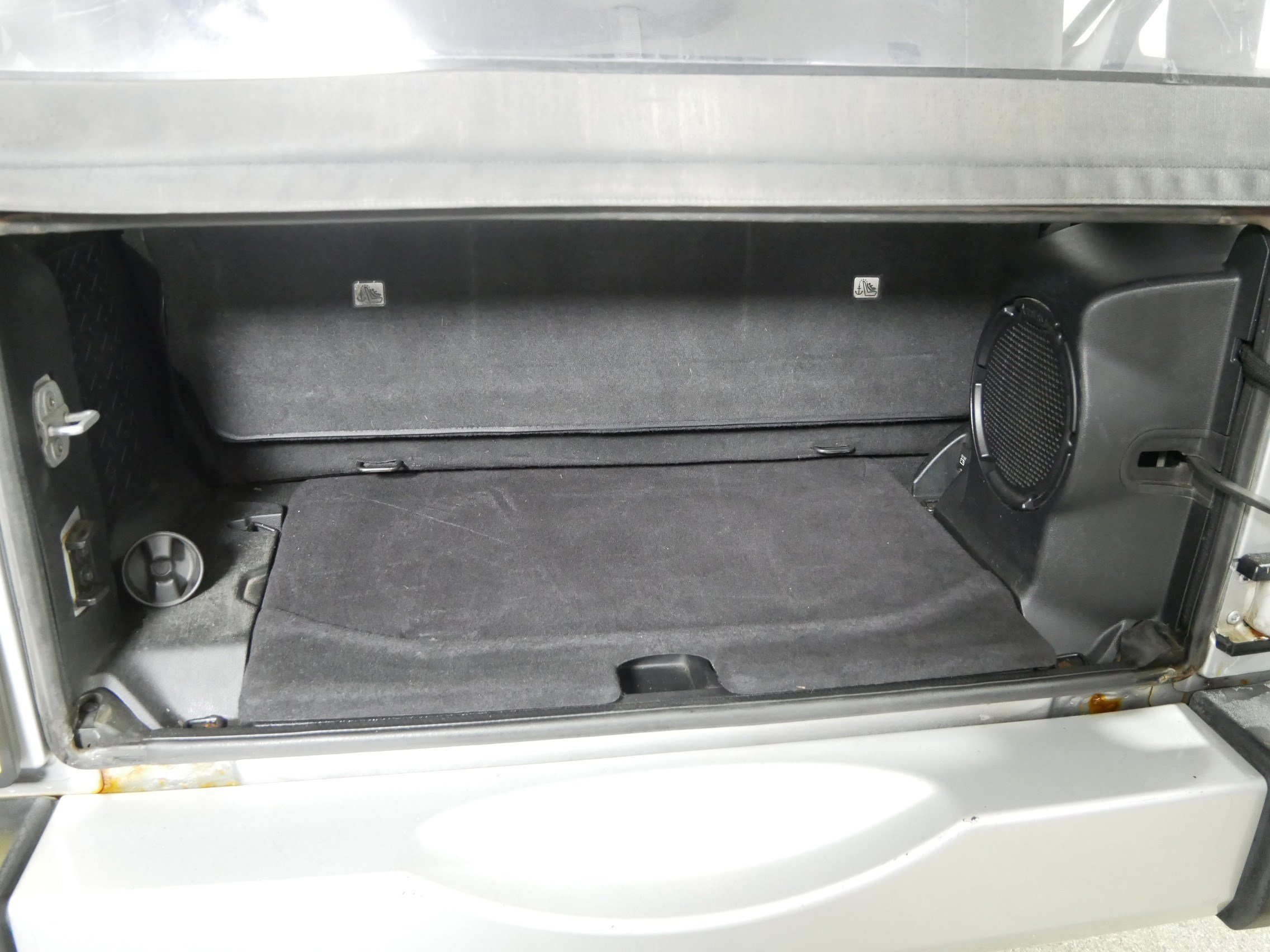 Used 2011 Jeep Wrangler Sahara w/ Dual Top Group image 18