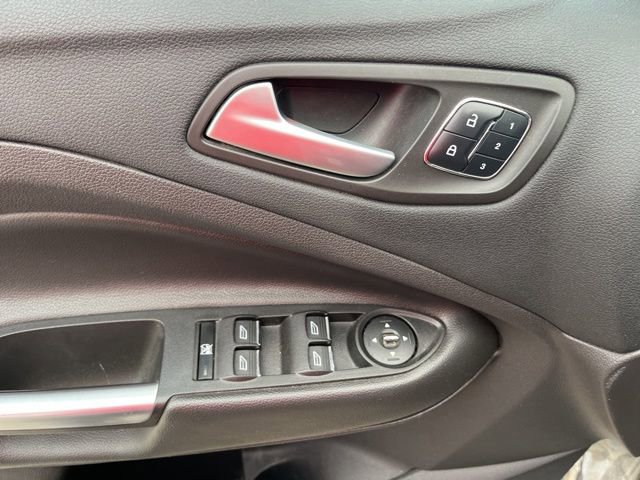 Used 2015 Ford Escape Titanium w/ Equipment Group 301A image 10