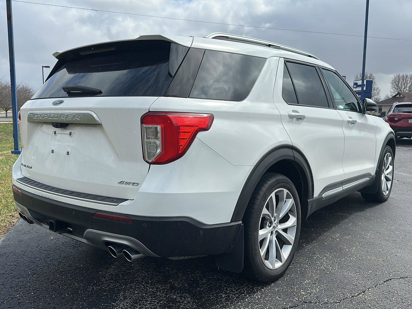 Used 2021 Ford Explorer Platinum image 5