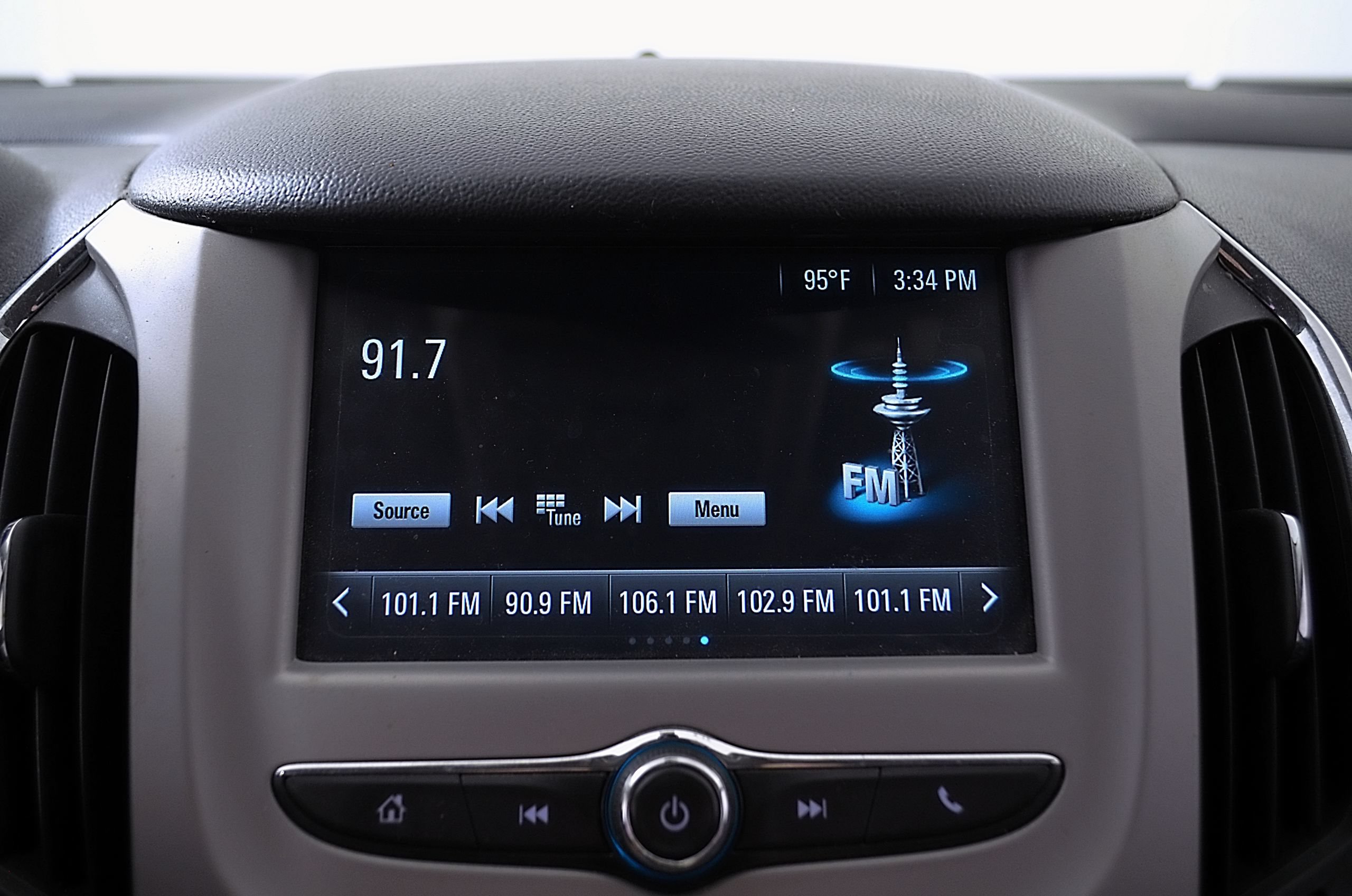 Used 2018 Chevrolet Cruze LS FWD image 26