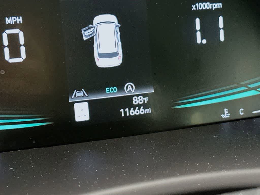 Used 2025 Hyundai Palisade SE FWD image 19