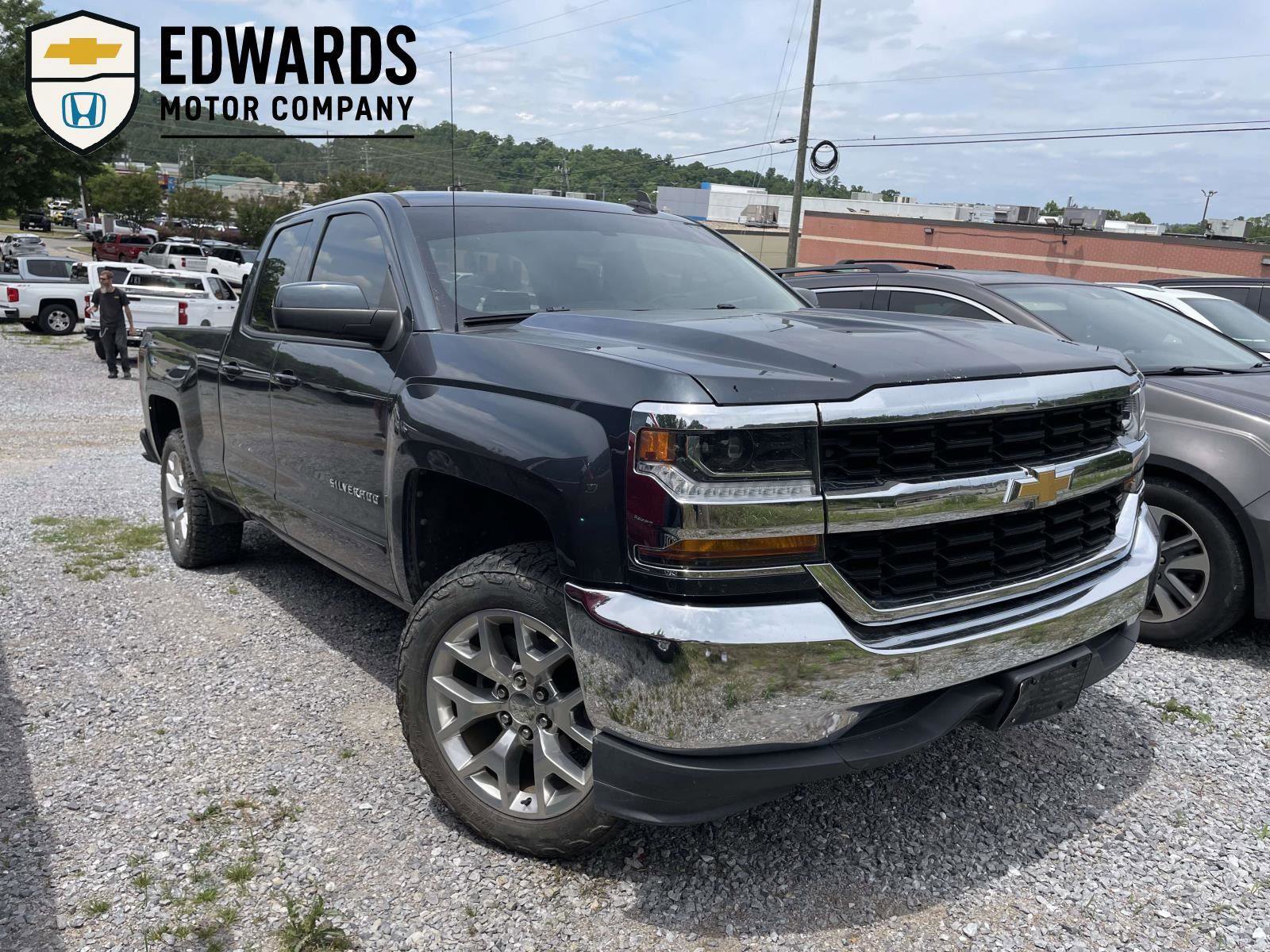 Used 2019 Chevrolet Silverado 1500 LT RWD image 1