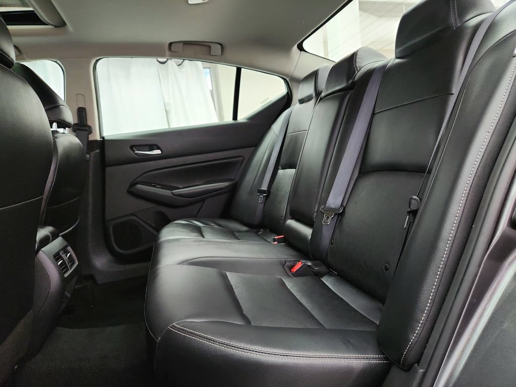Used 2023 Nissan Altima 2.5 SL FWD image 25