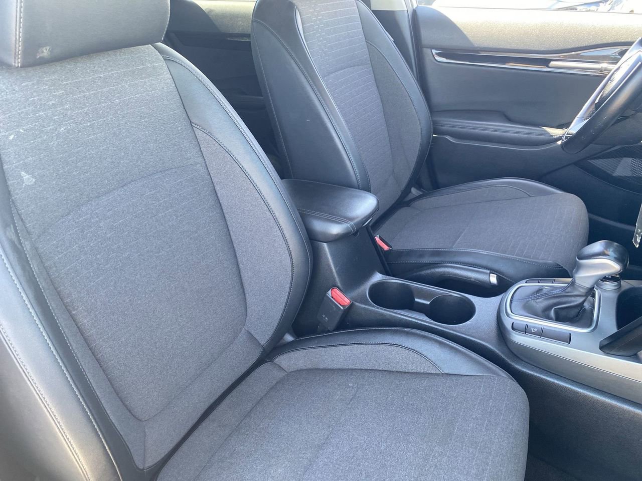 Used 2021 Kia Seltos S FWD image 10