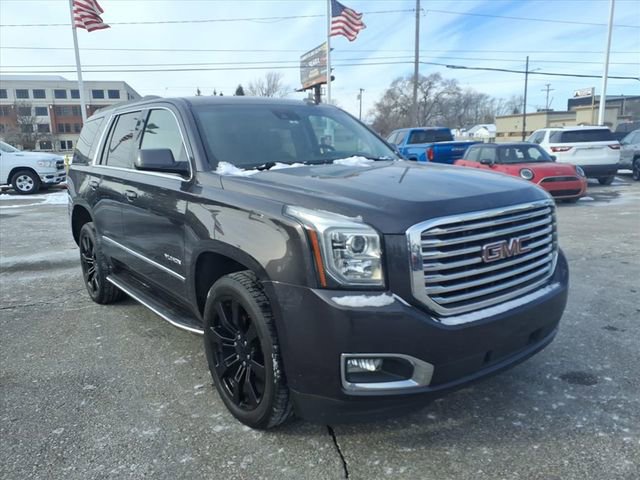 Used 2018 GMC Yukon SLT w/ Premium Edition image 3