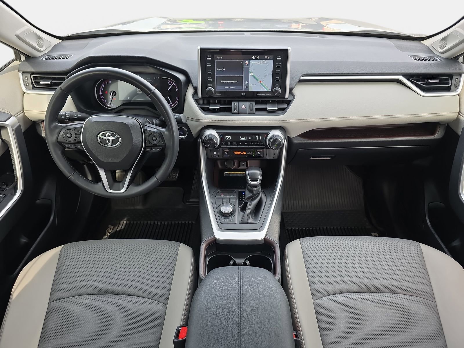 Used 2020 Toyota RAV4 Limited image 9