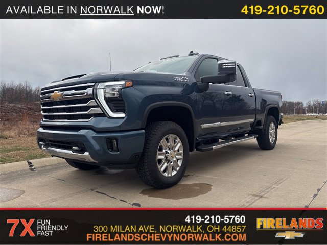 New 2025 Chevrolet Silverado 3500 High Country w/ Technology Package