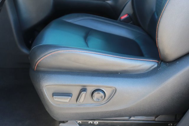 Used 2022 Toyota Sienna XSE w/ XSE Plus Package image 10
