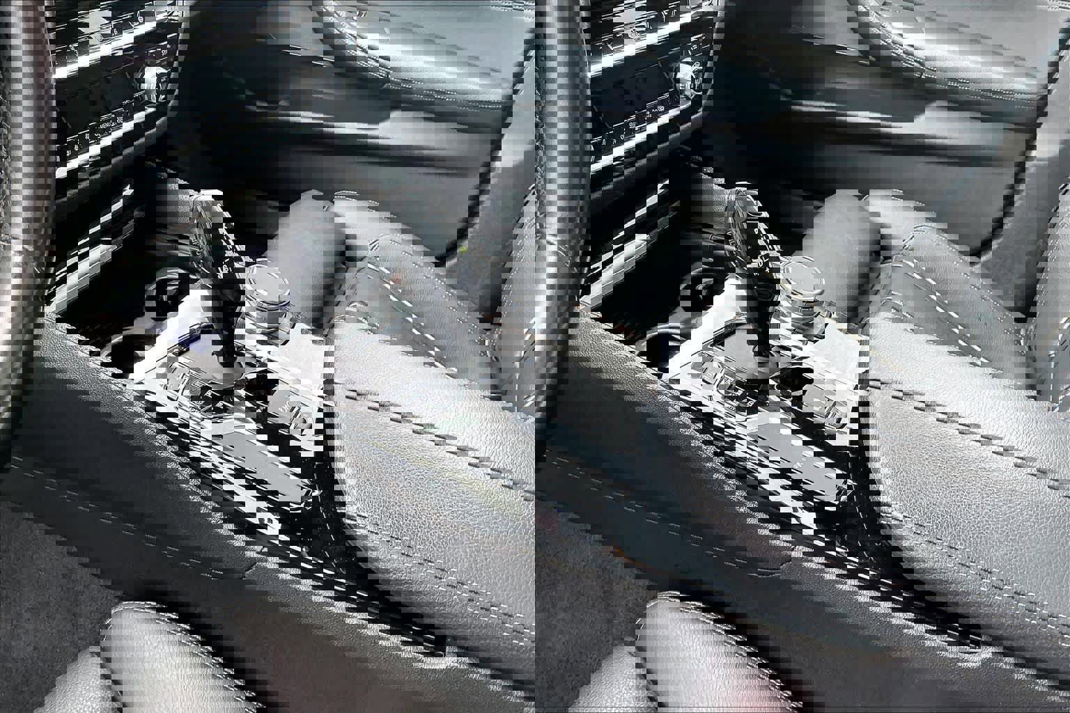 Used 2020 BMW M550i xDrive image 19