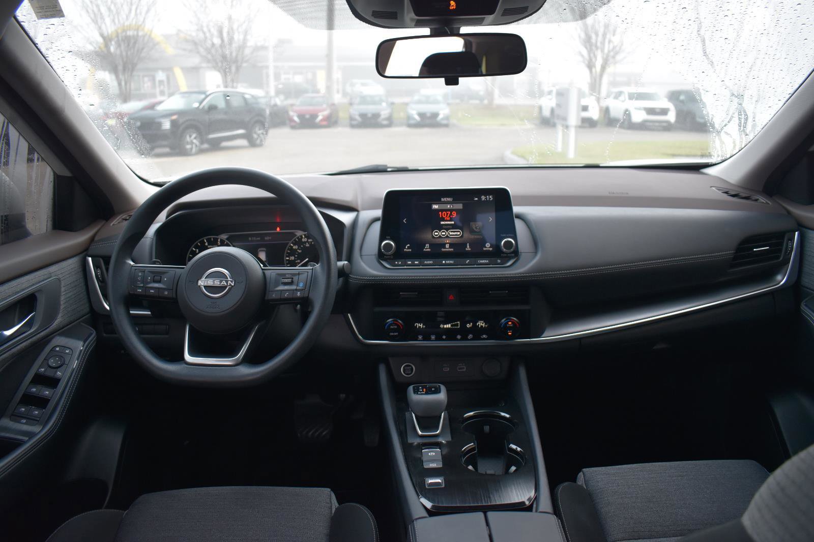 Used 2023 Nissan Rogue SV image 19