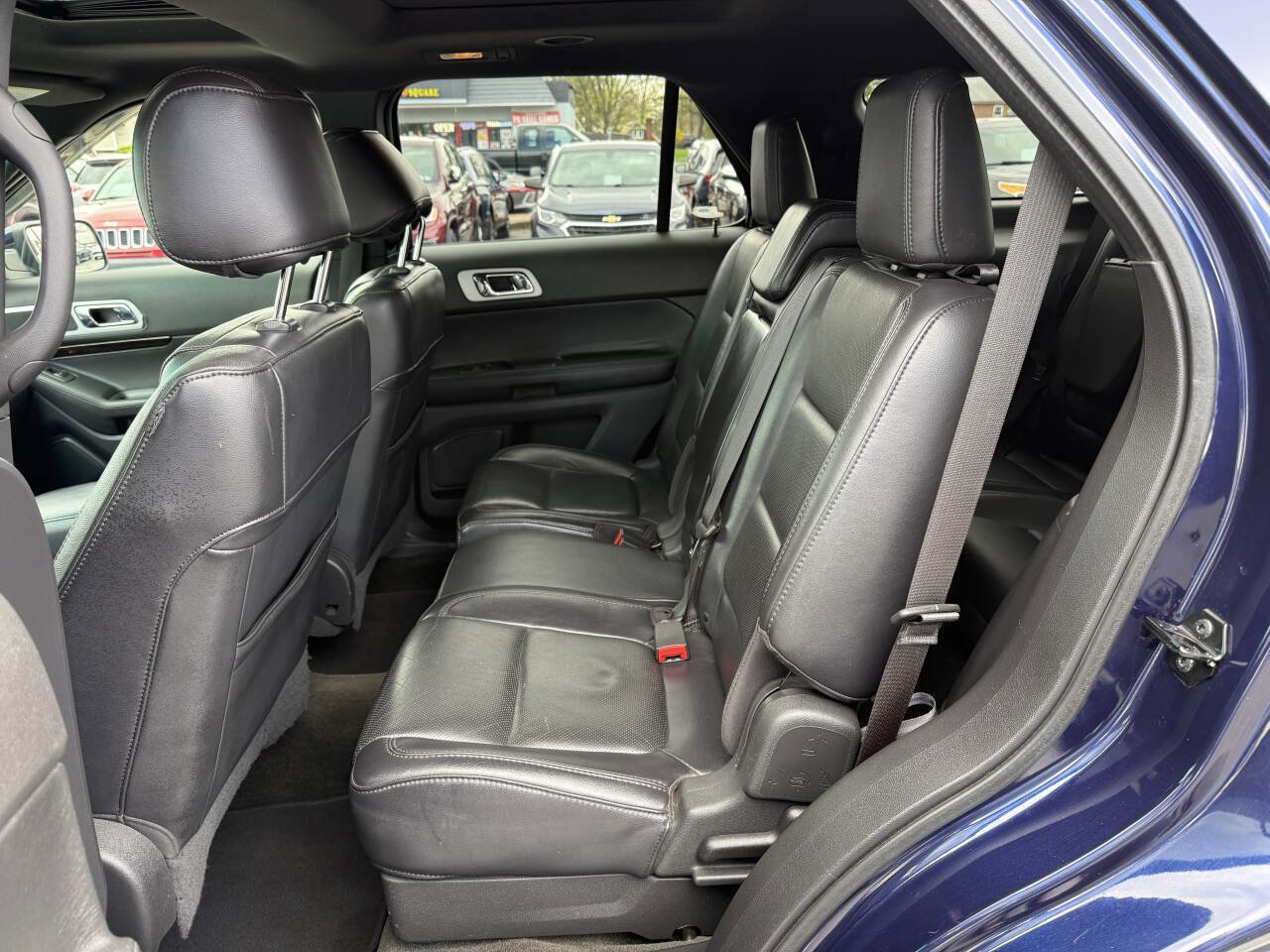 Used 2011 Ford Explorer Limited w/ 301A Rapid Spec Order Code image 8