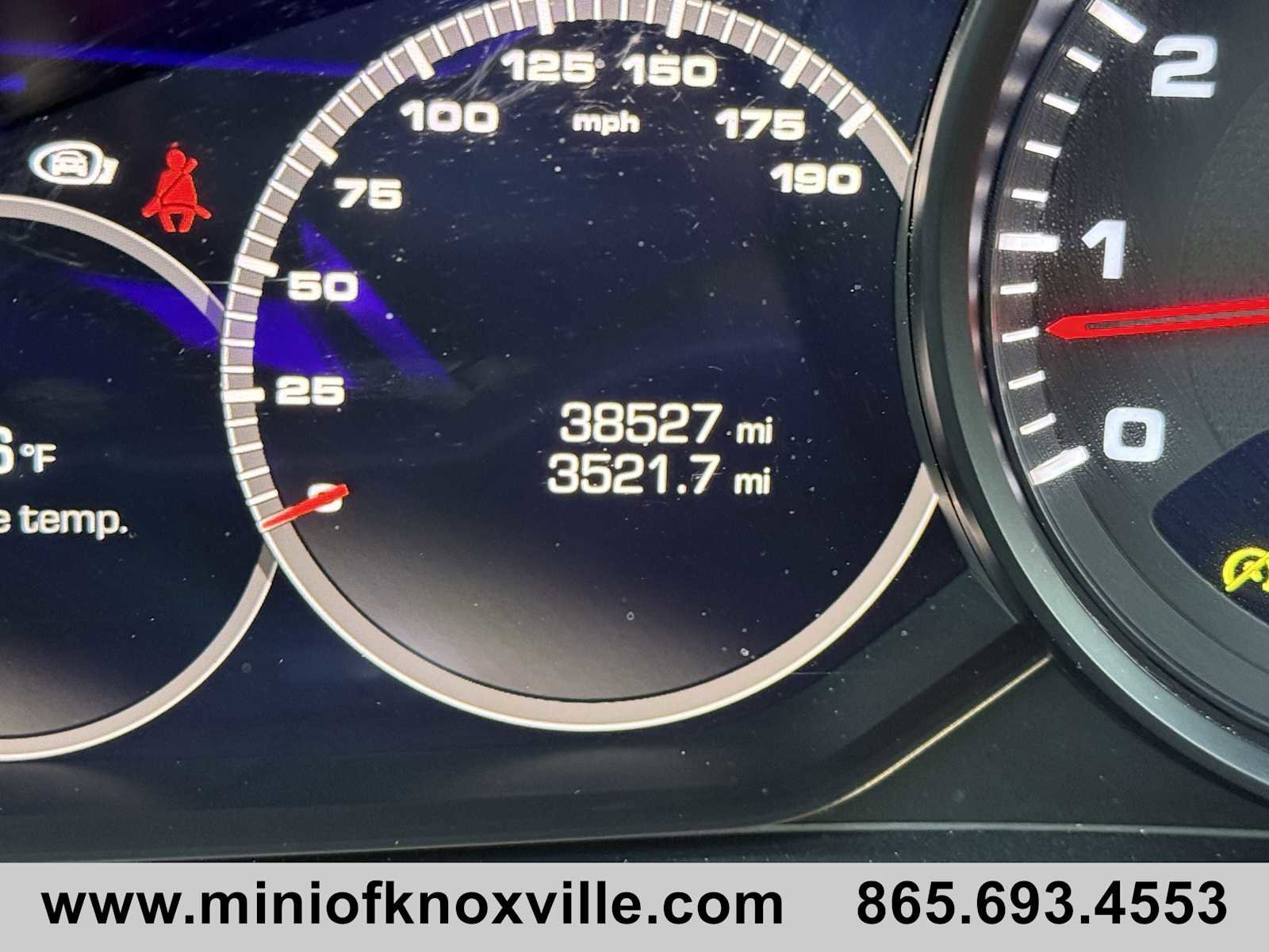 Used 2018 Porsche Panamera 4 image 29