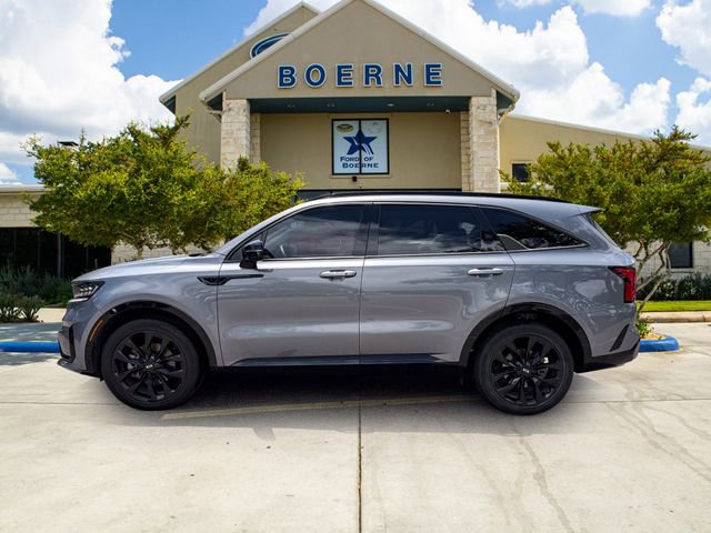 Used 2021 Kia Sorento SX image 2
