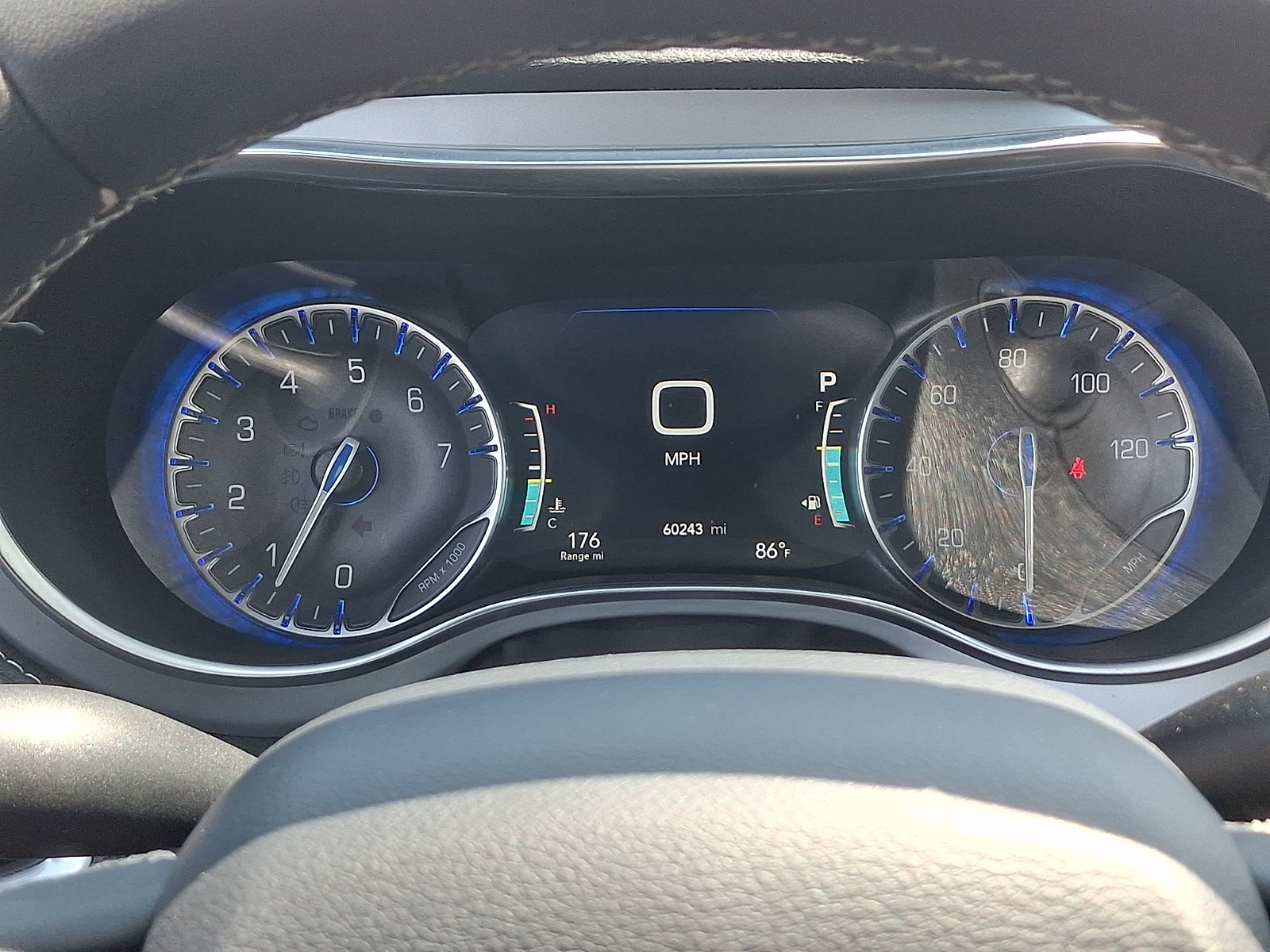 Used 2025 Chrysler Pacifica Limited FWD image 23