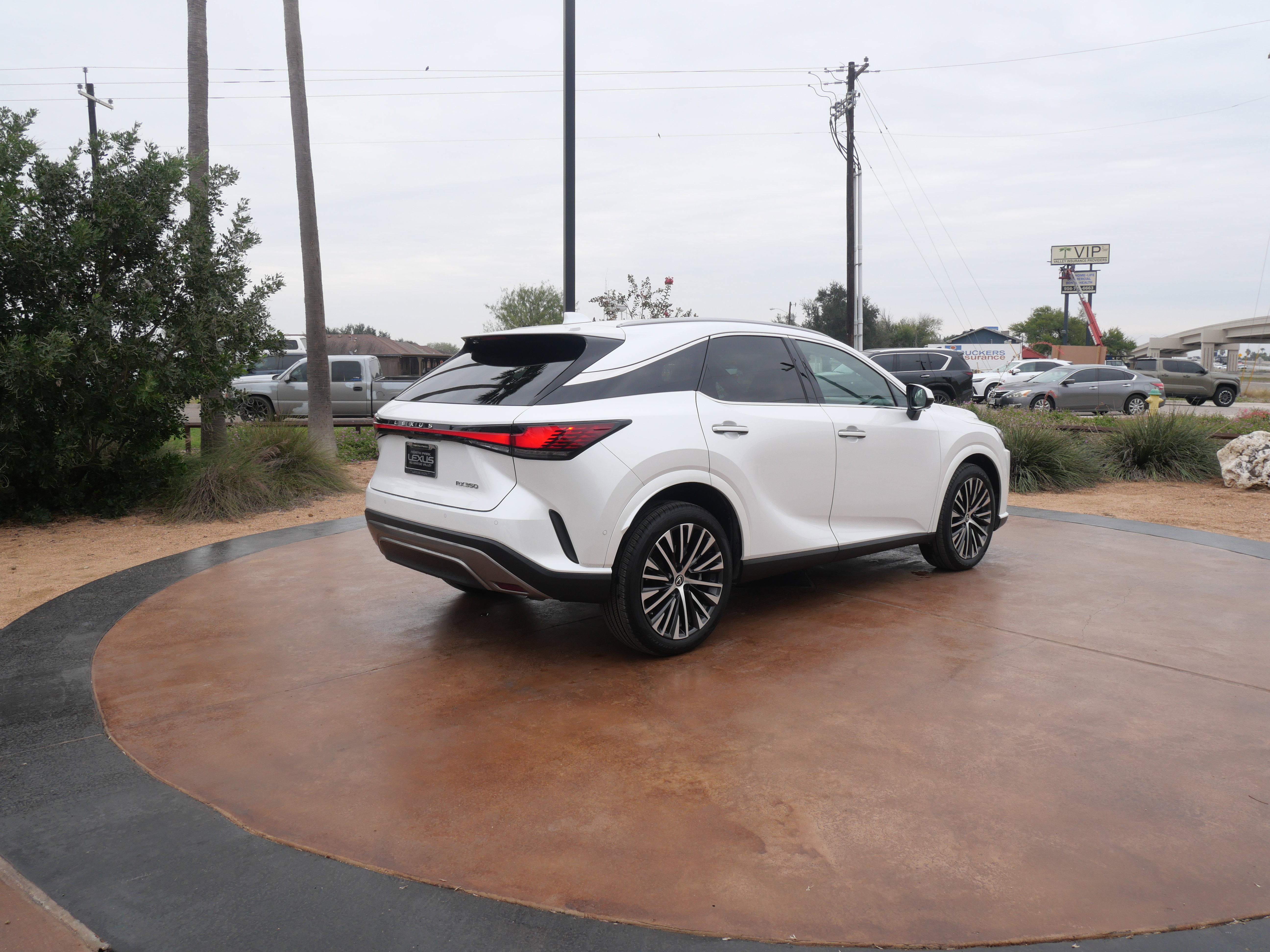 Certified 2024 Lexus RX 350 Premium Plus image 2