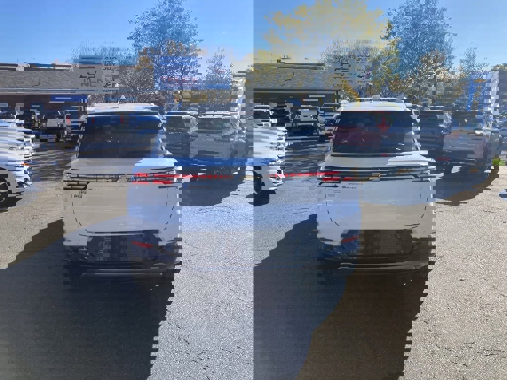 New 2026 Chevrolet Equinox EV LT w/ Convenience Package II image 6