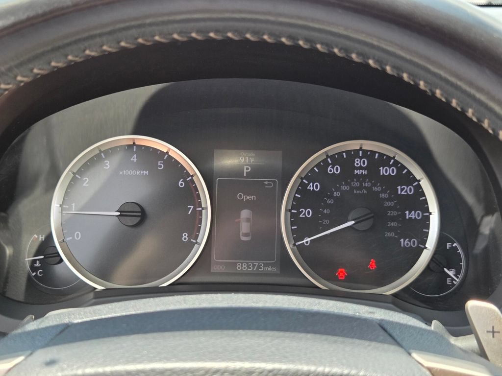 Used 2016 Lexus IS 200t w/ Premium Package RWD image 26