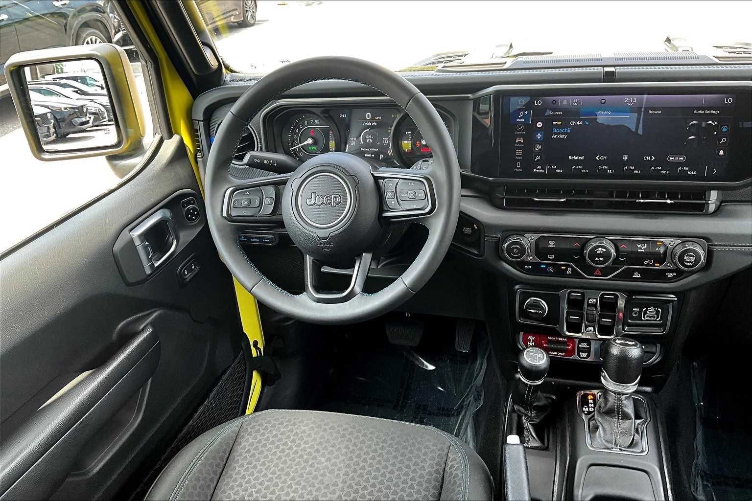 Used 2024 Jeep Wrangler Unlimited Rubicon 4xe image 5