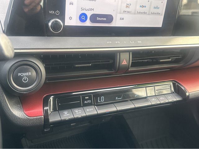 Used 2023 Toyota Prius Prime SE image 25