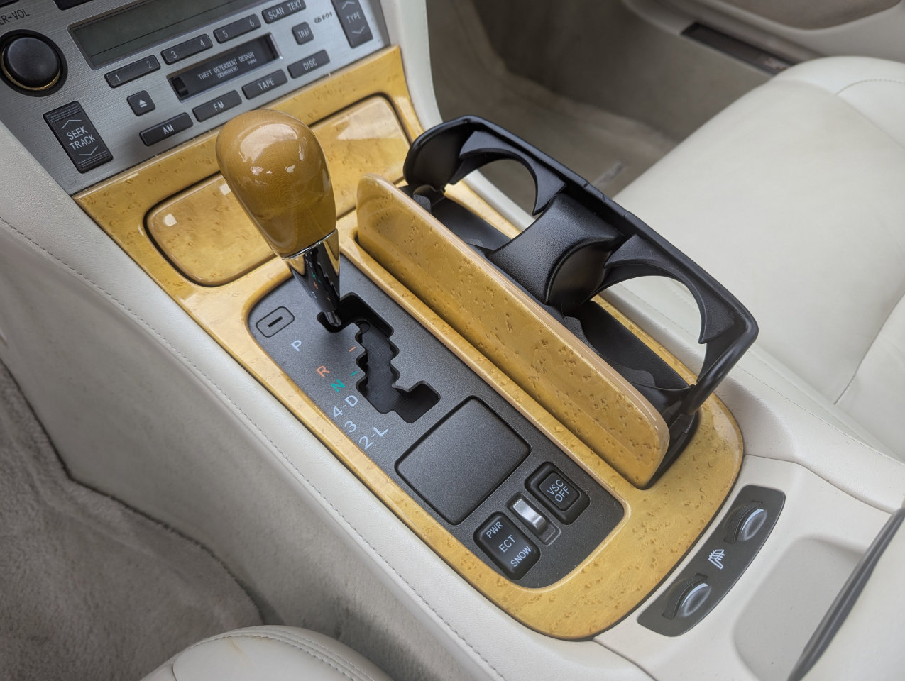 Used 2005 Lexus SC 430 Convertible image 24