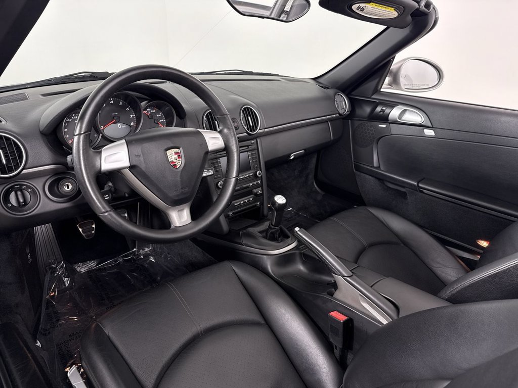 Used 2009 Porsche Boxster RWD image 4