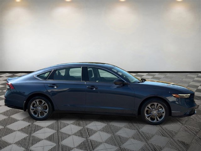 Used 2025 Honda Accord EX-L image 5