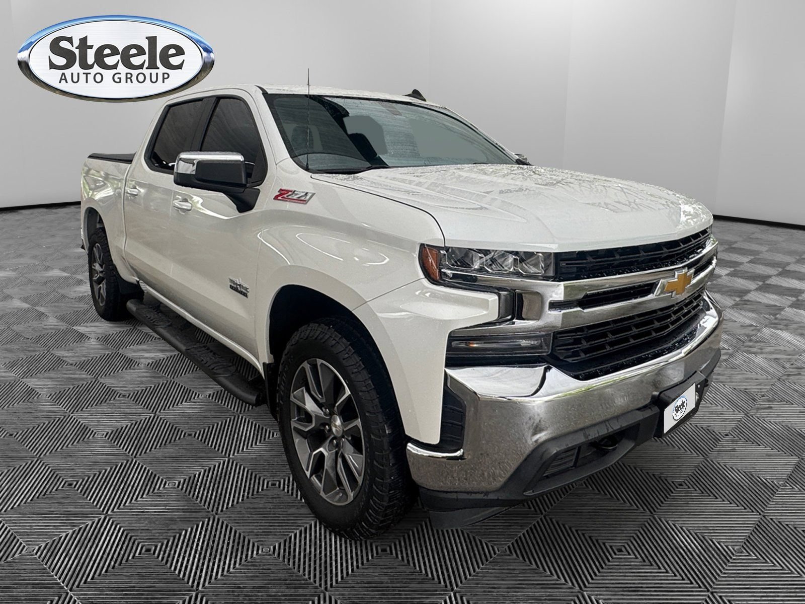 Certified 2020 Chevrolet Silverado 1500 LT w/ Texas Edition AWD/4WD image 7