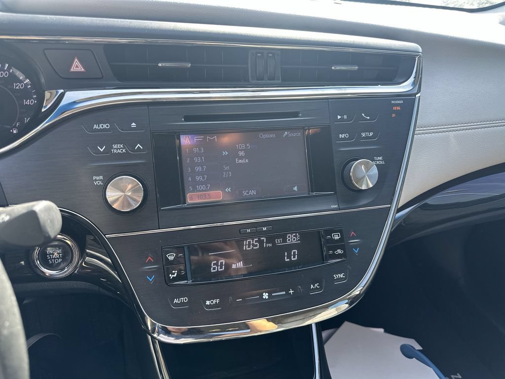 Used 2014 Toyota Avalon XLE FWD image 13