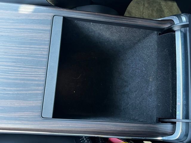 Used 2023 Tesla Model X image 24