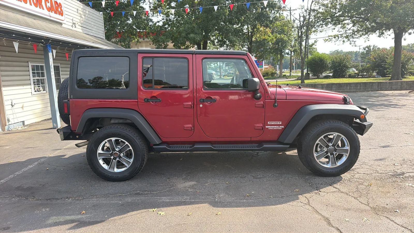 Used 2013 Jeep Wrangler Unlimited Sport AWD/4WD image 4