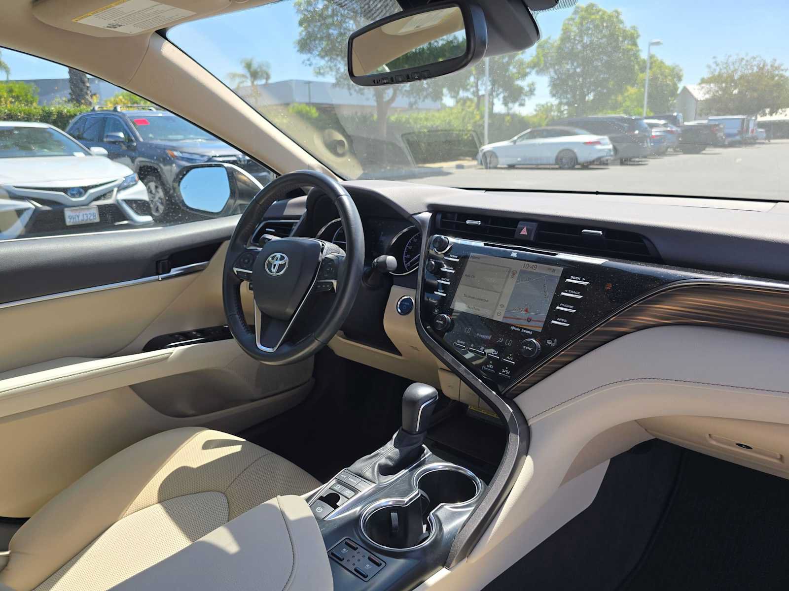 Used 2020 Toyota Camry XLE w/ Driver Assist Package FWD image 11