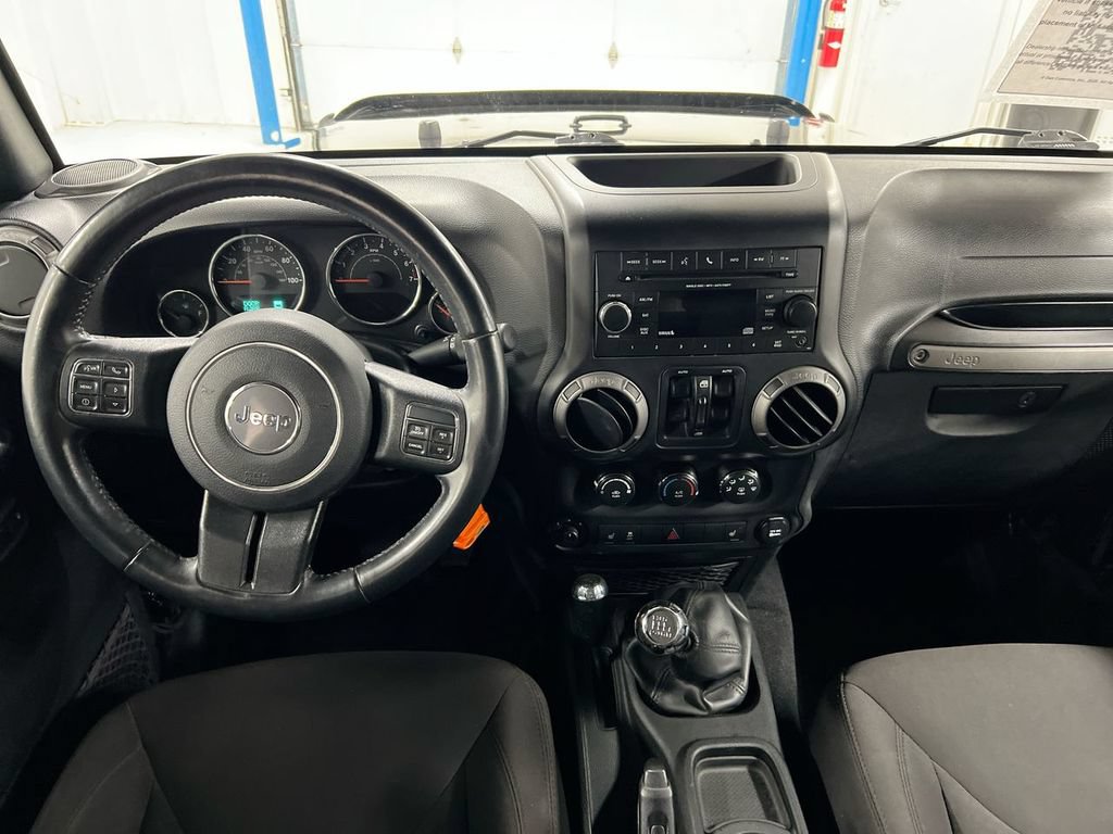 Used 2017 Jeep Wrangler Unlimited Sport w/ Quick Order Package 23S AWD/4WD image 10